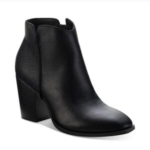 Sun + Stone Graceyy Urban Minimalist, Black Vegan Leather, Block Heel Bootie 9M